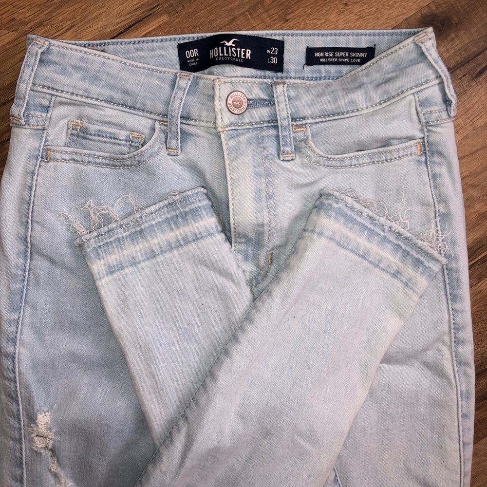 NEW Hollister Skinny Jeans